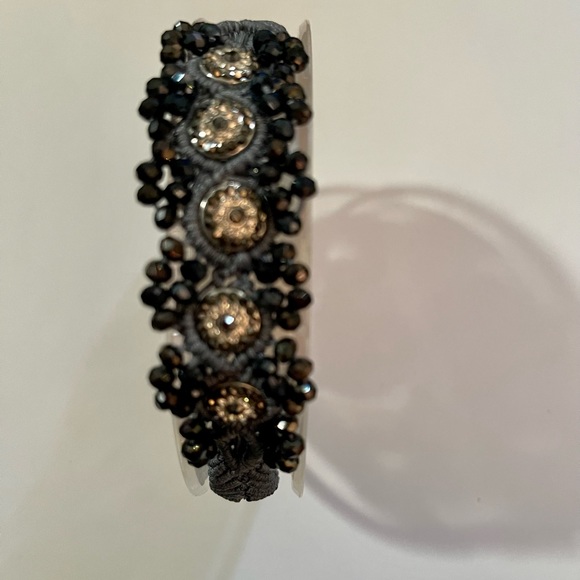 Hand made macrame bracelet with adjustable sliding knots wrist size 7 1/4 inch - Picture 6 of 9